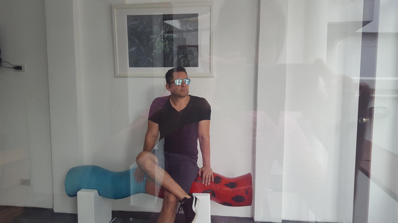 Haus Sathorn 21 Bed And Breakfast Bangkok Extérieur photo