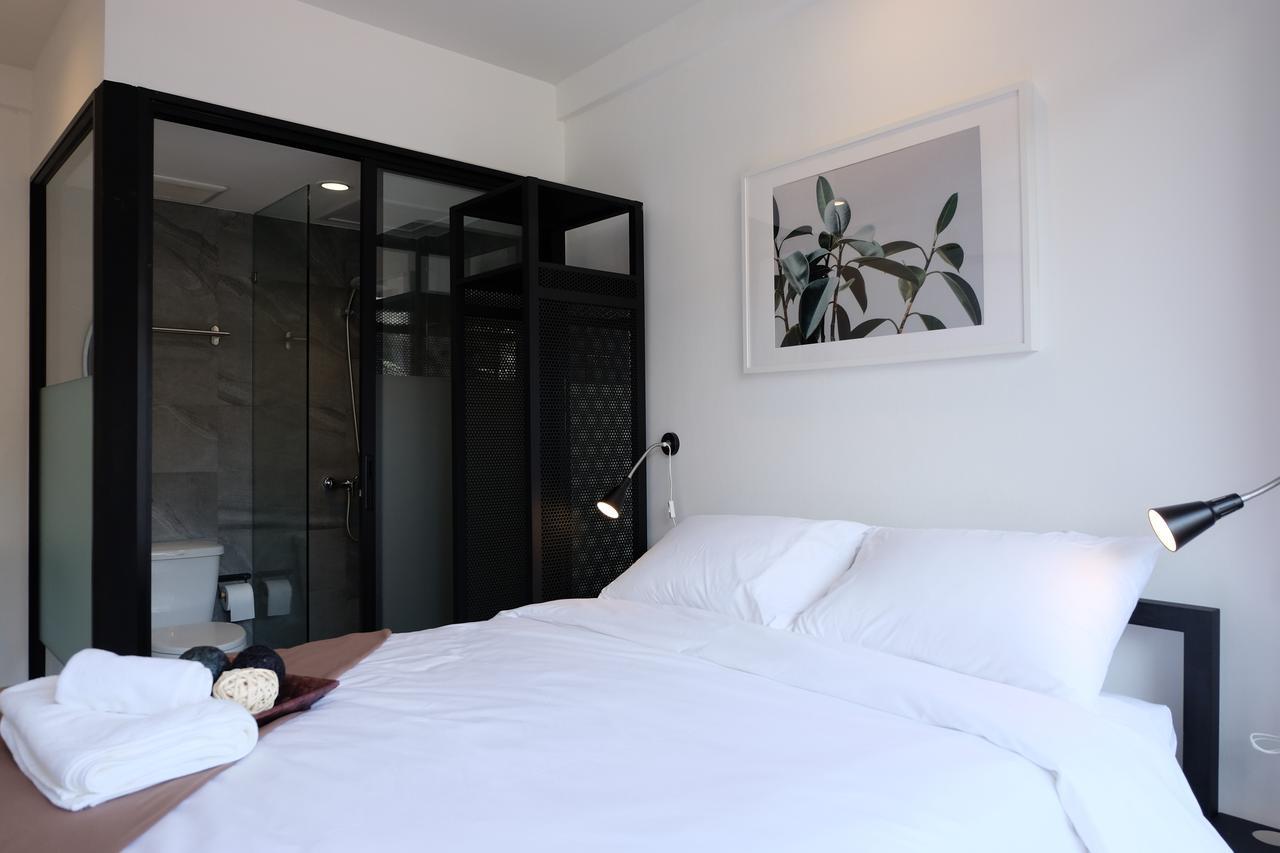 Haus Sathorn 21 Bed And Breakfast Bangkok Extérieur photo