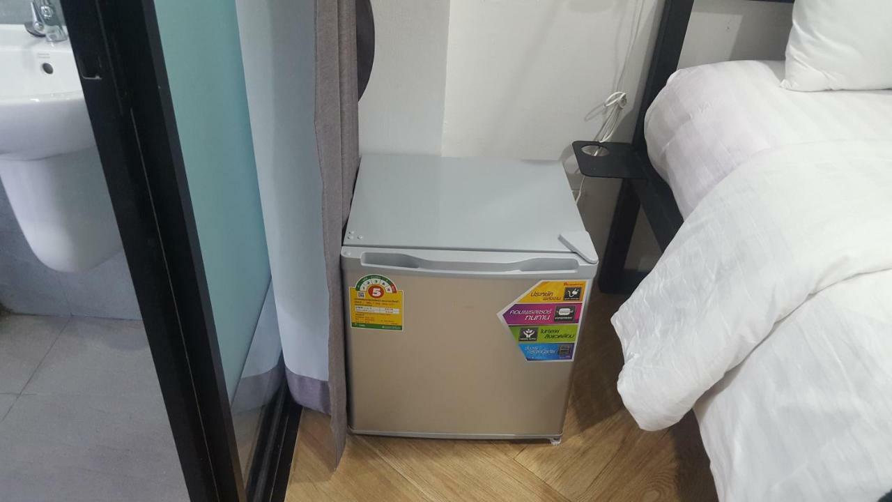 Haus Sathorn 21 Bed And Breakfast Bangkok Extérieur photo