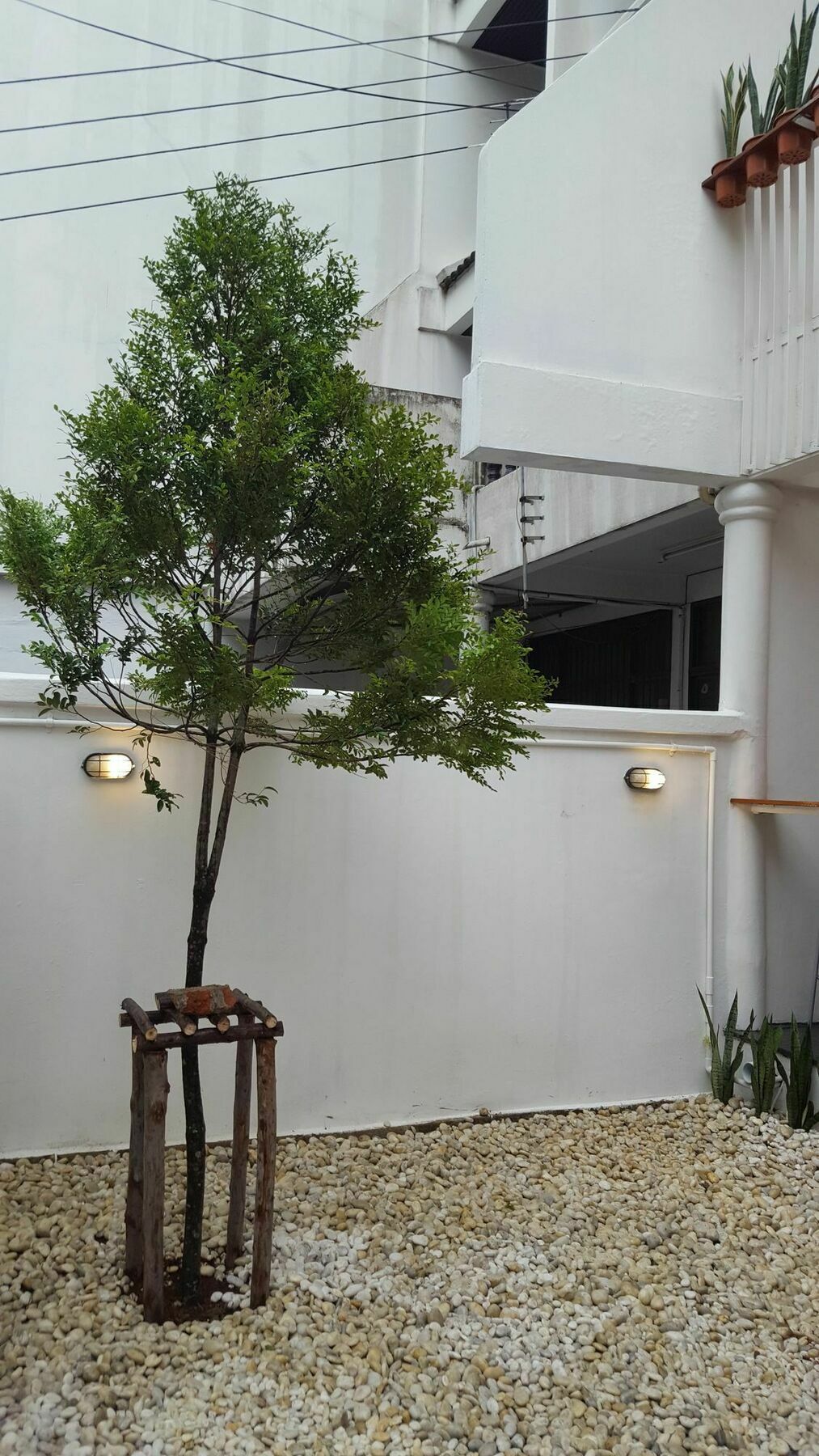 Haus Sathorn 21 Bed And Breakfast Bangkok Extérieur photo
