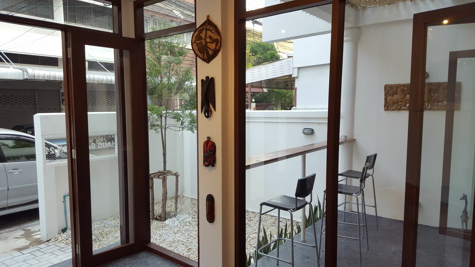 Haus Sathorn 21 Bed And Breakfast Bangkok Extérieur photo